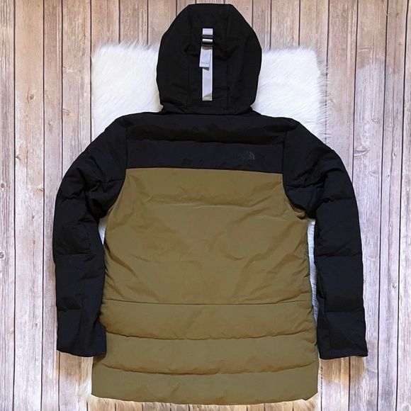 The North Face Women’s Pallie Down Waterproof Ski Jacket In Fir Green - Picture 7 of 10